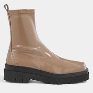 Stylish Tan Ankle Boots